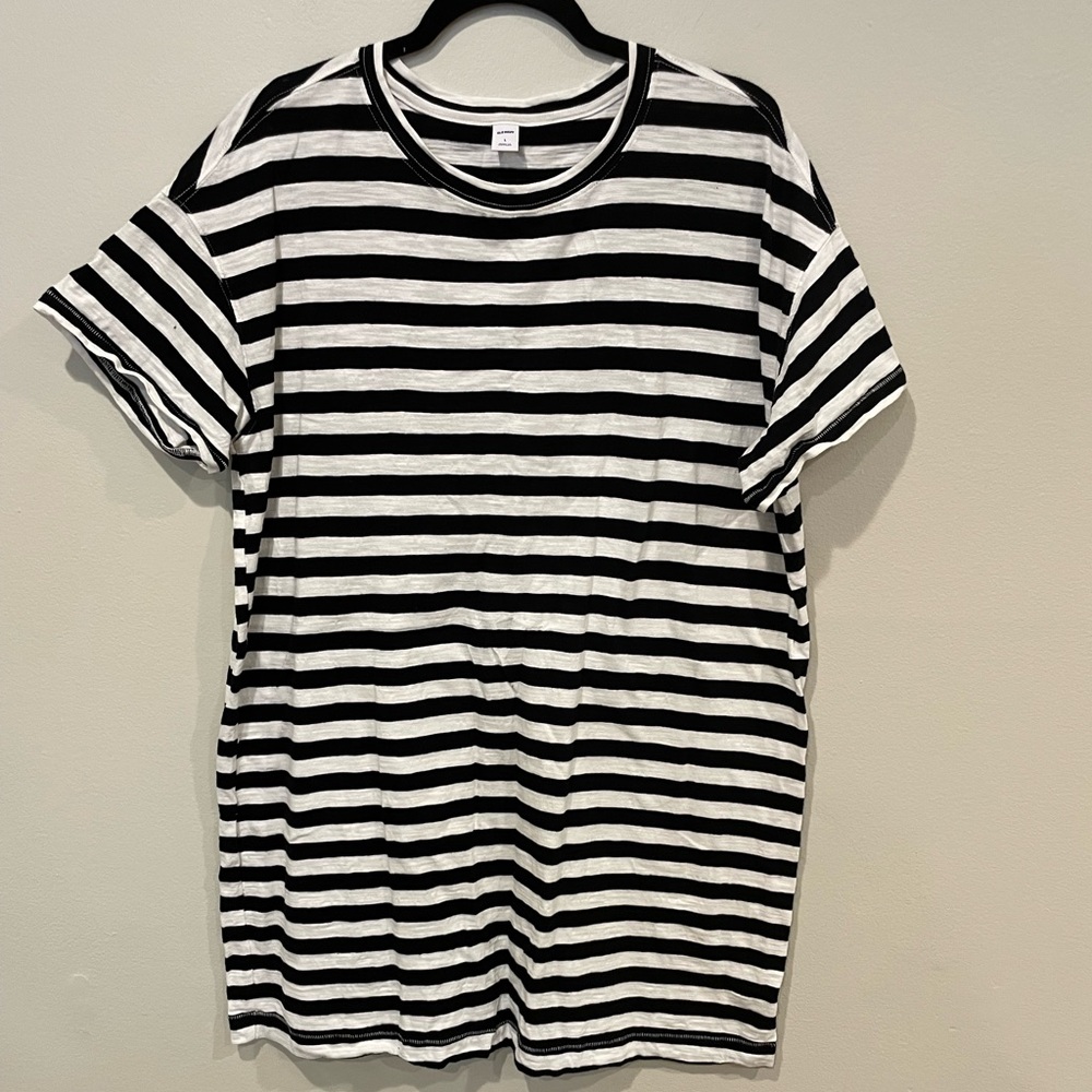 Black and White Striped Women’s Old Navy Cotton Tshirt Dress